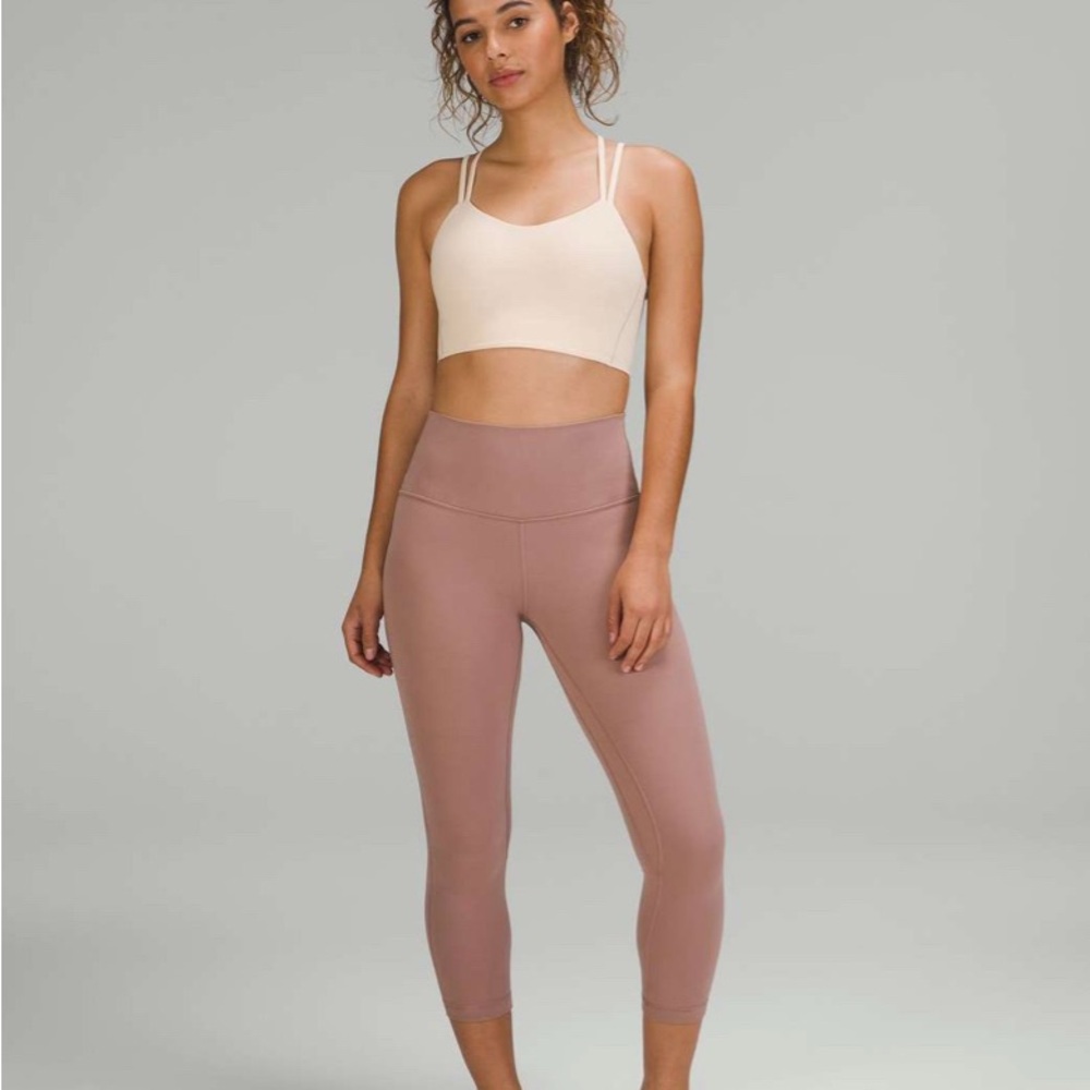 Lululemon Align High-Rise Crop 23"
Twilight Rose